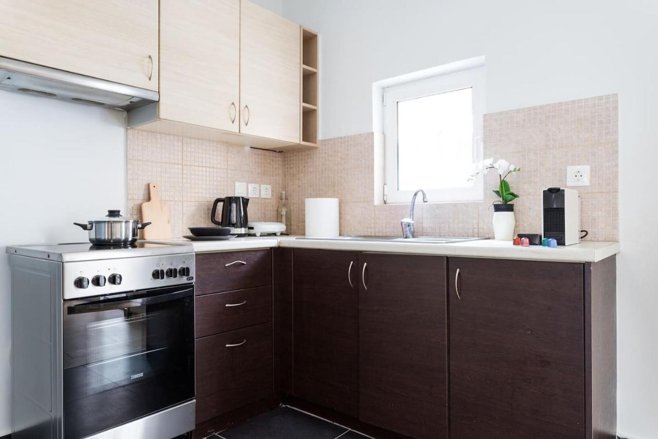 Stunning Flat With Lovely Terrace & Parking Garage Atenas Exterior foto